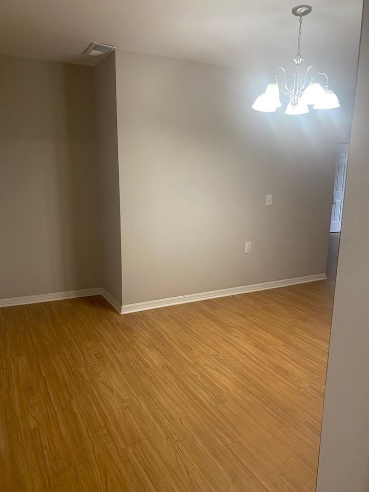2841 Justina Rd - Photo 4 of 15
