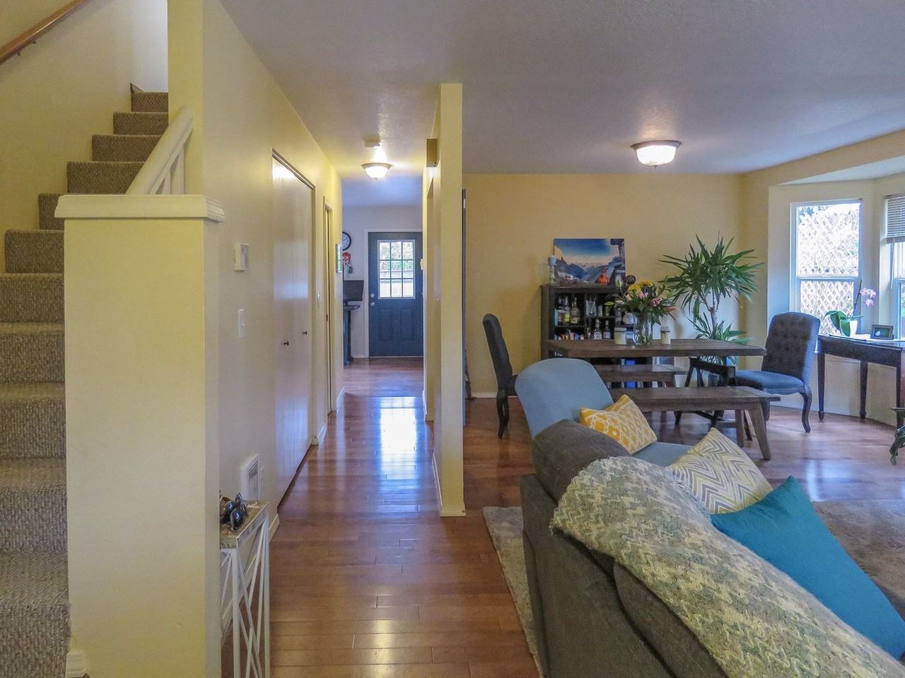 4638 N Haight Ave - Photo 2 of 21