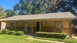 1766 Brookhollow Cir - Photo 1 of 1