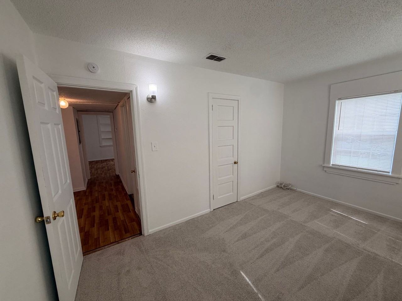 8174 Paul Jones Dr - Photo 7 of 15