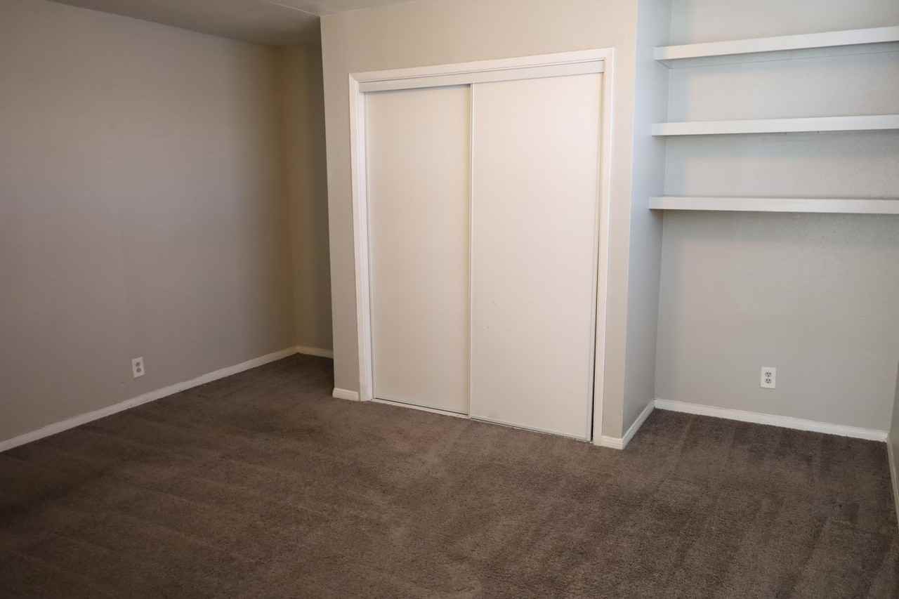 1005 Hazard Ave - Photo 7 of 18