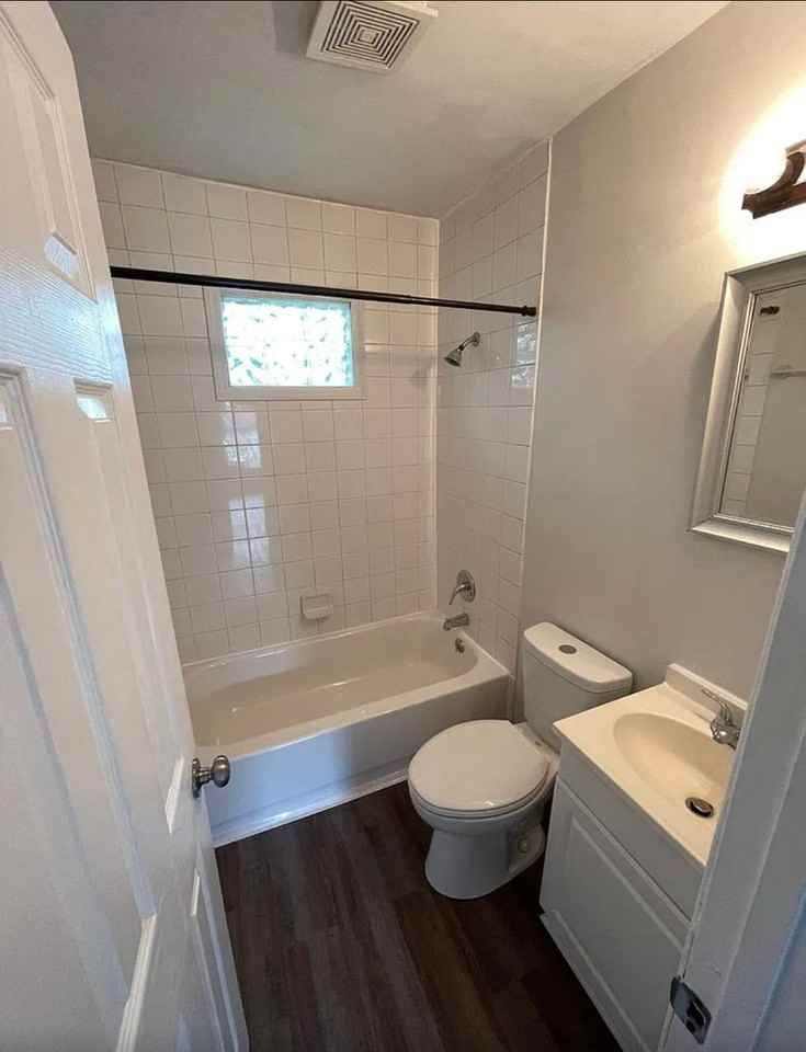 344 Chamberlin St - Photo 5 of 10