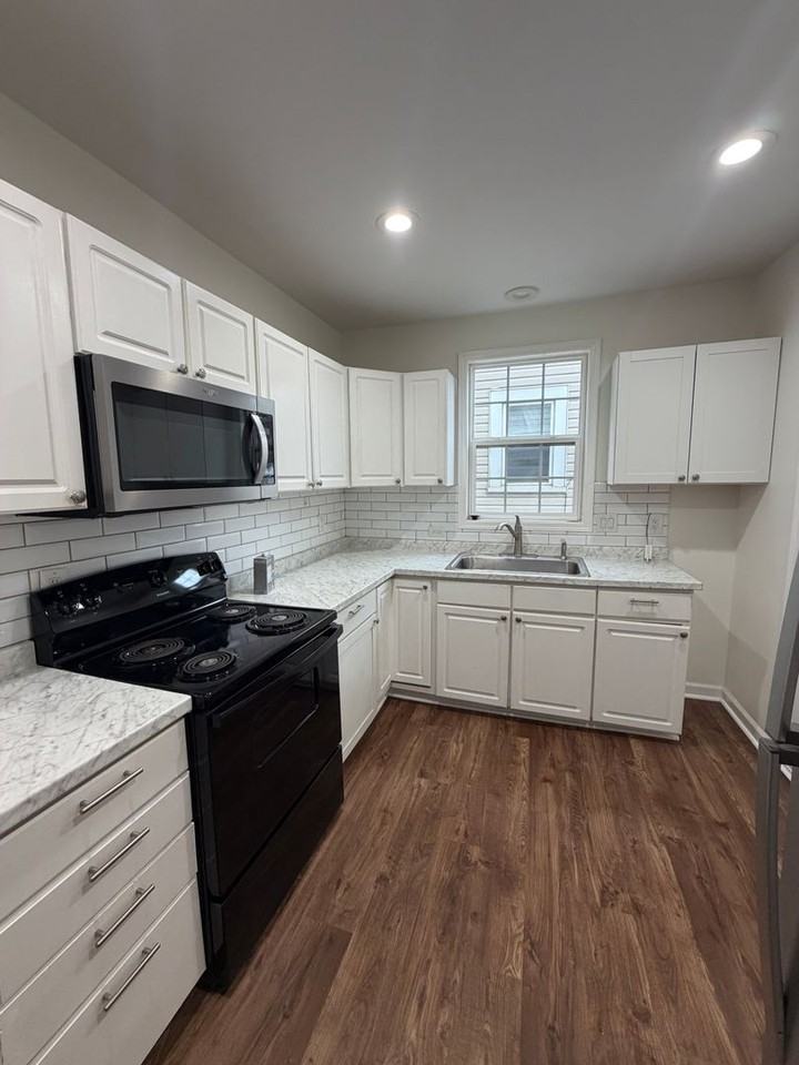 663 Frebis Ave - Photo 7 of 20