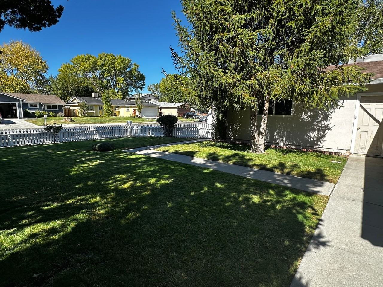 1486 Lazy A Dr - Photo 2 of 28