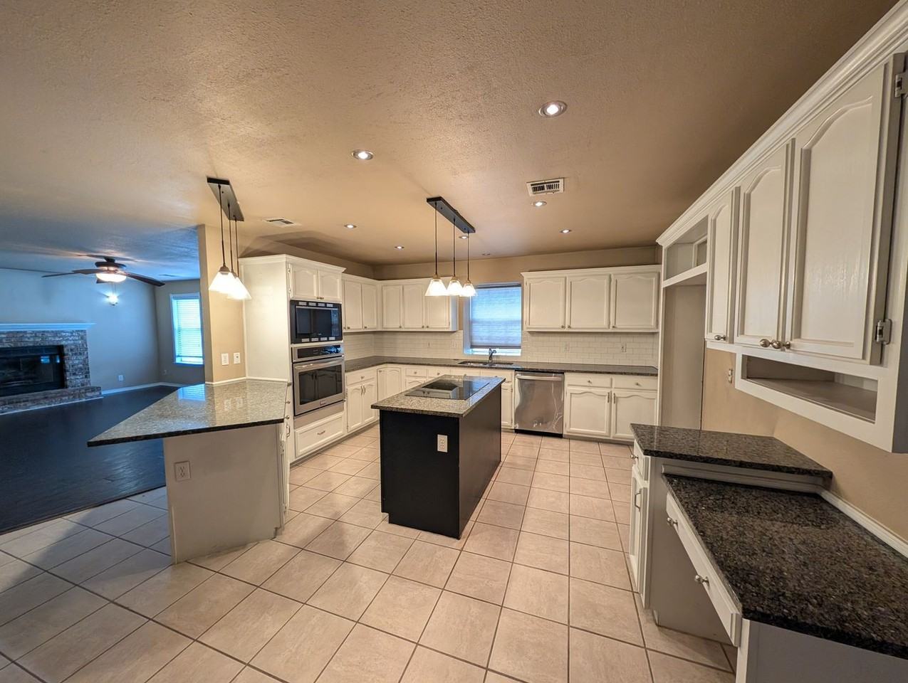 9312 S 88th East Pl - Photo 4 of 19