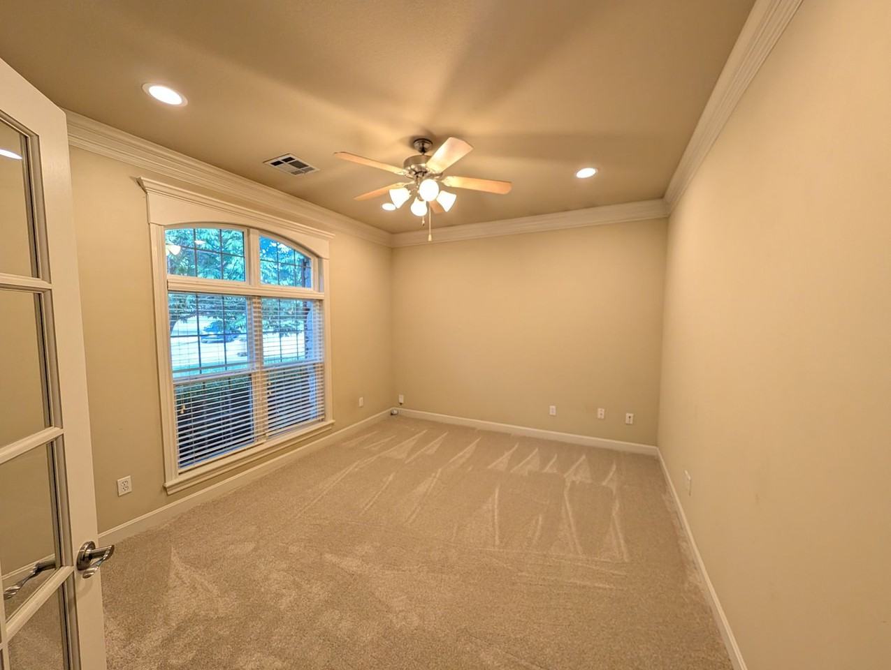 10117 S 88th East Ave - Photo 3 of 24