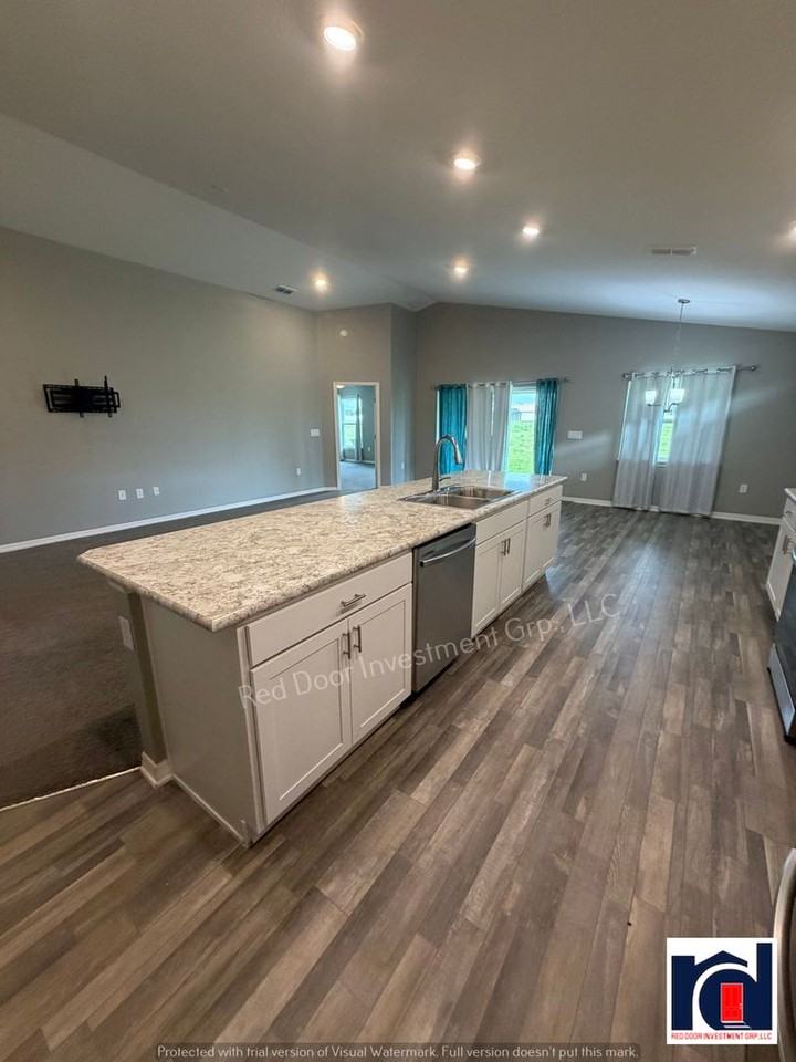 2595 San Marco Way - Photo 5 of 34