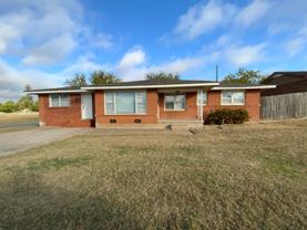 3831 Nw Bell Ave - Photo 1 of 1