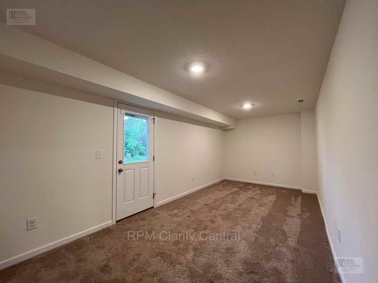 109 Coyote Willow Dr - Photo 3 of 11