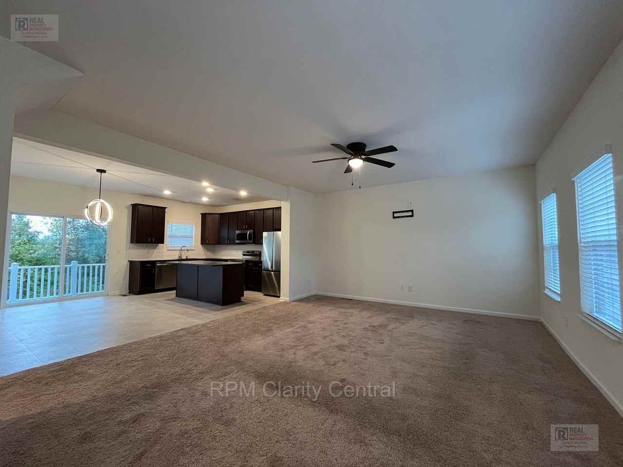 109 Coyote Willow Dr - Photo 4 of 11
