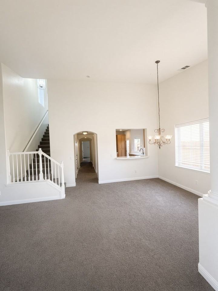 2714 Niverth Pl - Photo 3 of 16