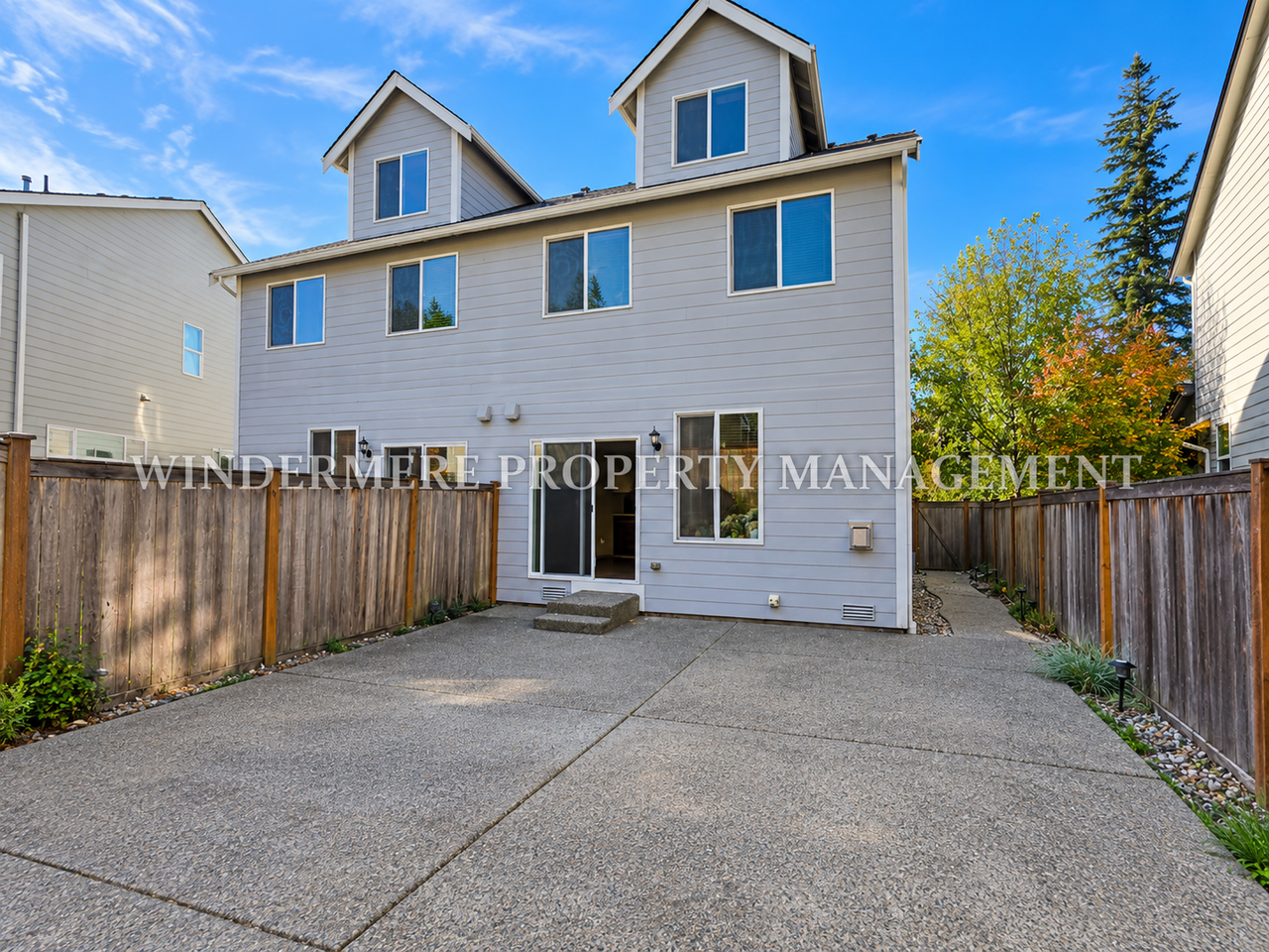 431 Ne Miramar Cir - Photo 6 of 20