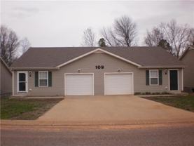109 Maureen Dr - Photo 1 of 1