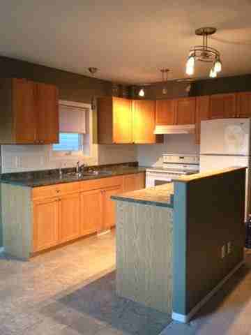 11534 76 Ave - Photo 3 of 6