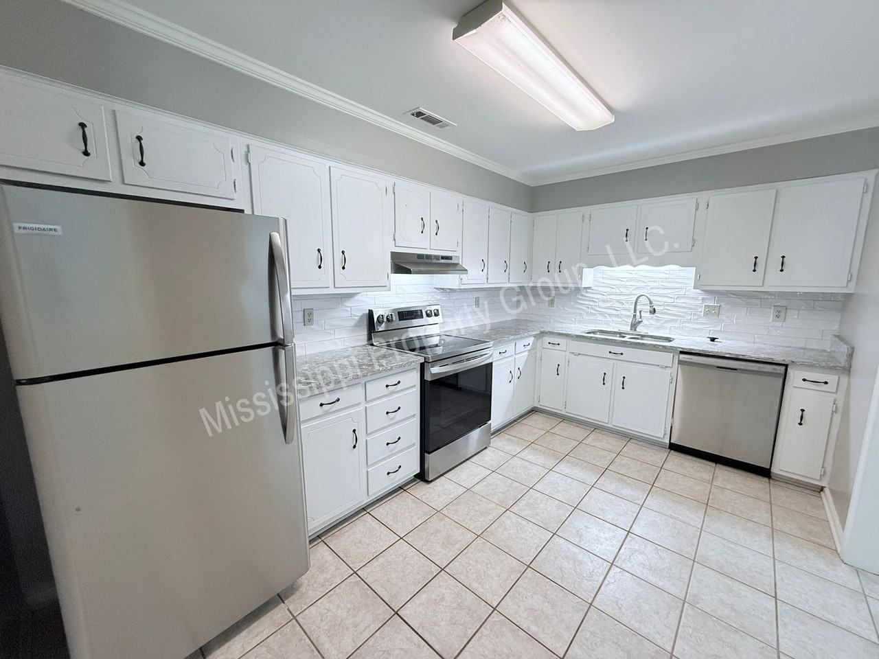 1005 Turtle Creek Blvd - Photo 7 of 21