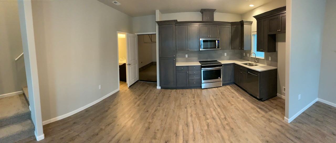 833 Water Ave Ne - Photo 6 of 12