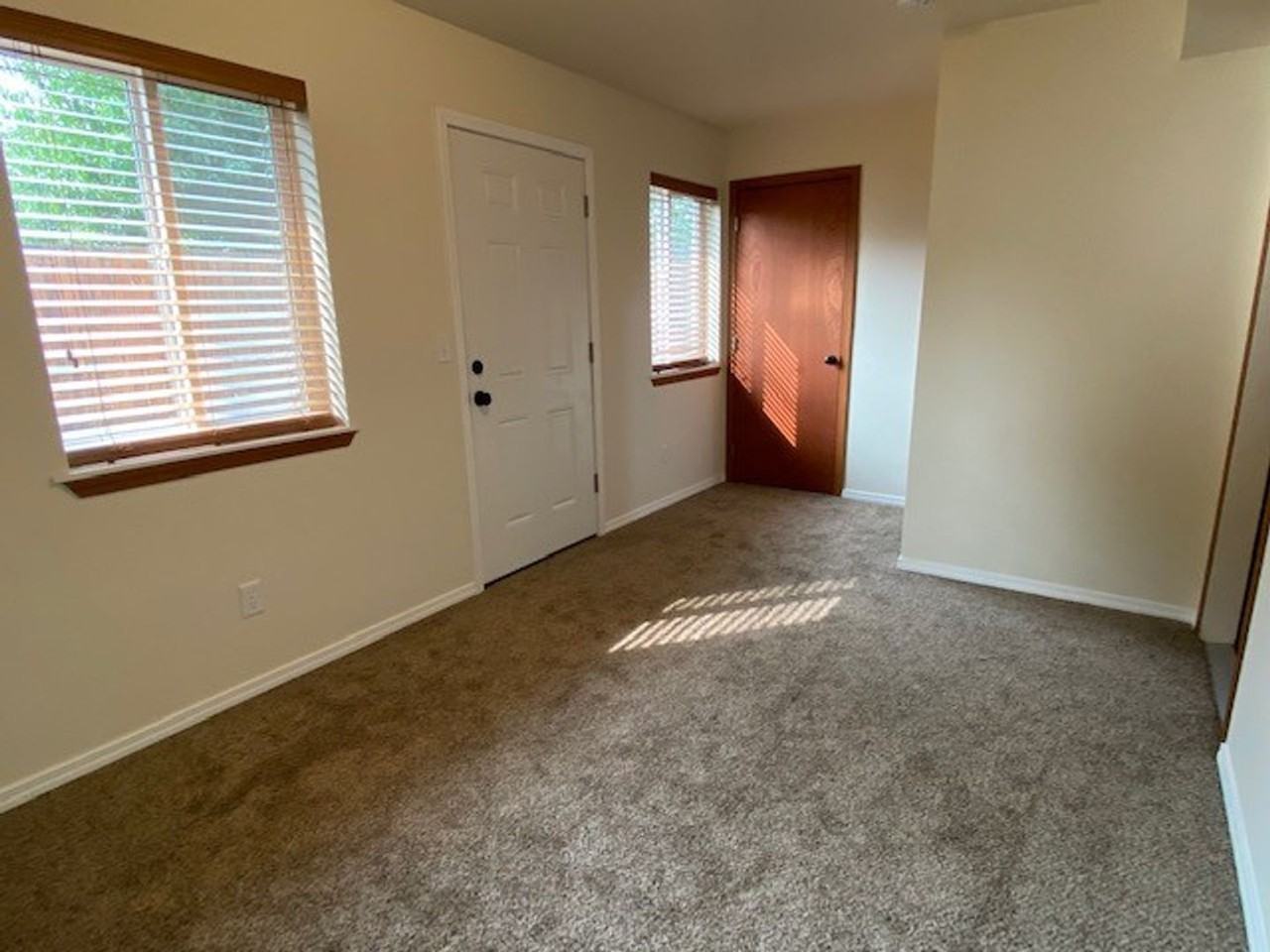 1510 Historic Ln - Photo 3 of 18
