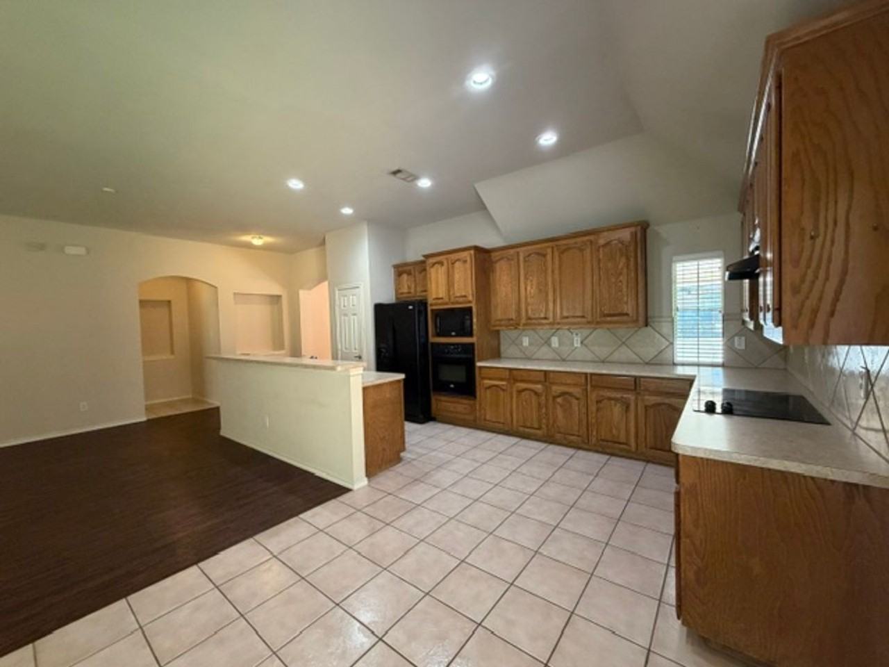 5732 Derek Way - Photo 3 of 15
