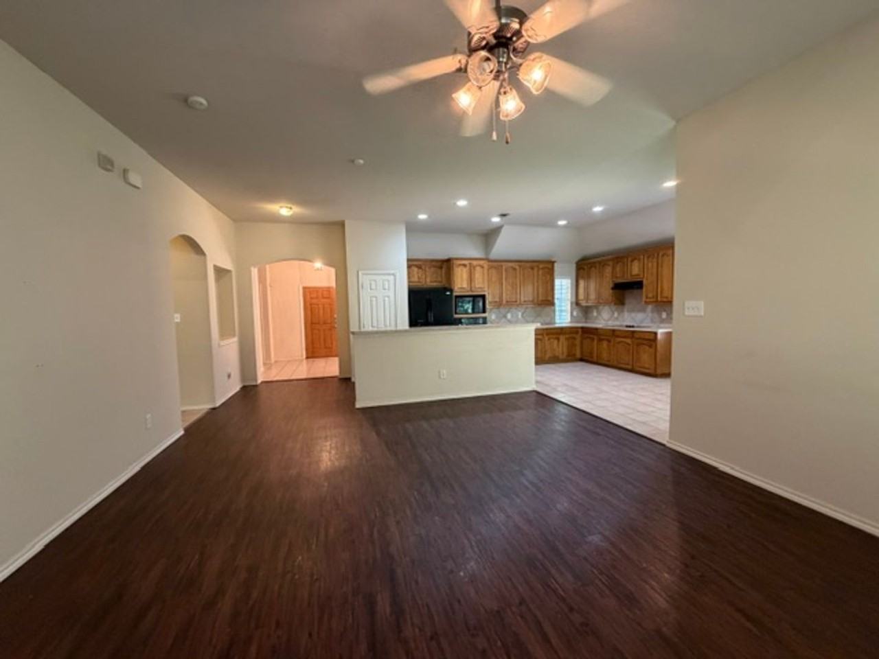 5732 Derek Way - Photo 4 of 15