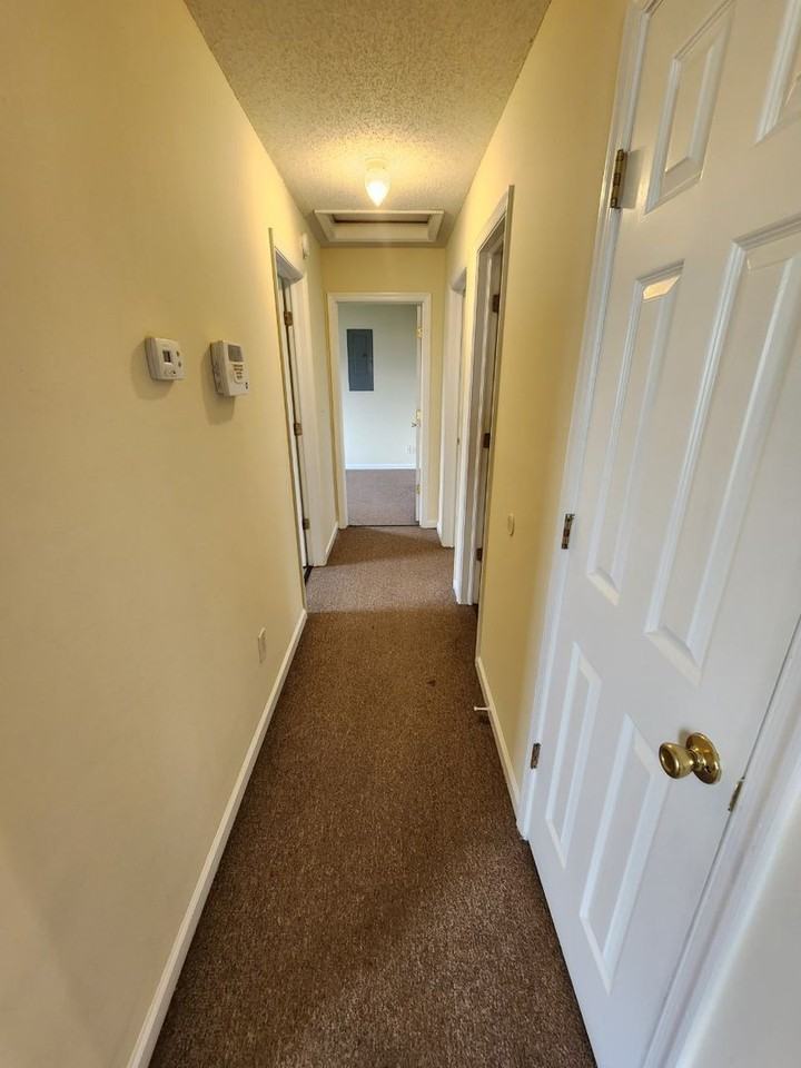 132 Sutton Dr - Photo 7 of 10