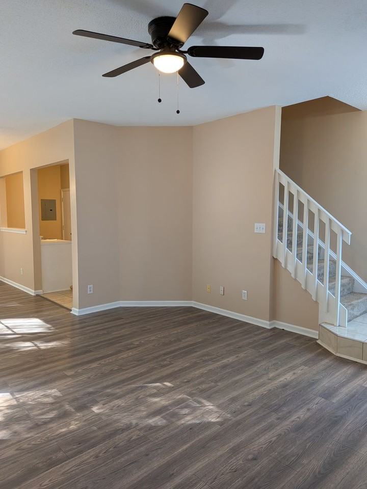 1451 Shortleaf Ln - Photo 6 of 34