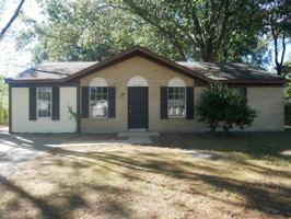 featured image of 2525 Eastbrook Dr