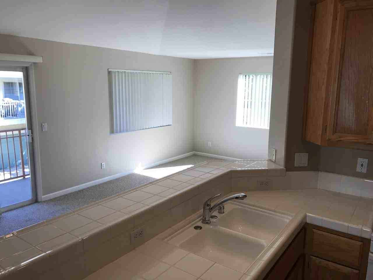 444 Ribbonwood Ave - Photo 6 of 18