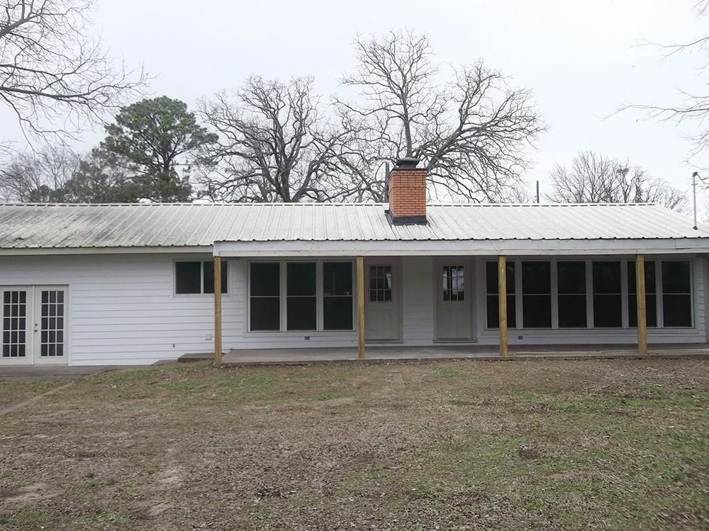 1520 W Monterey St - Photo 2 of 17