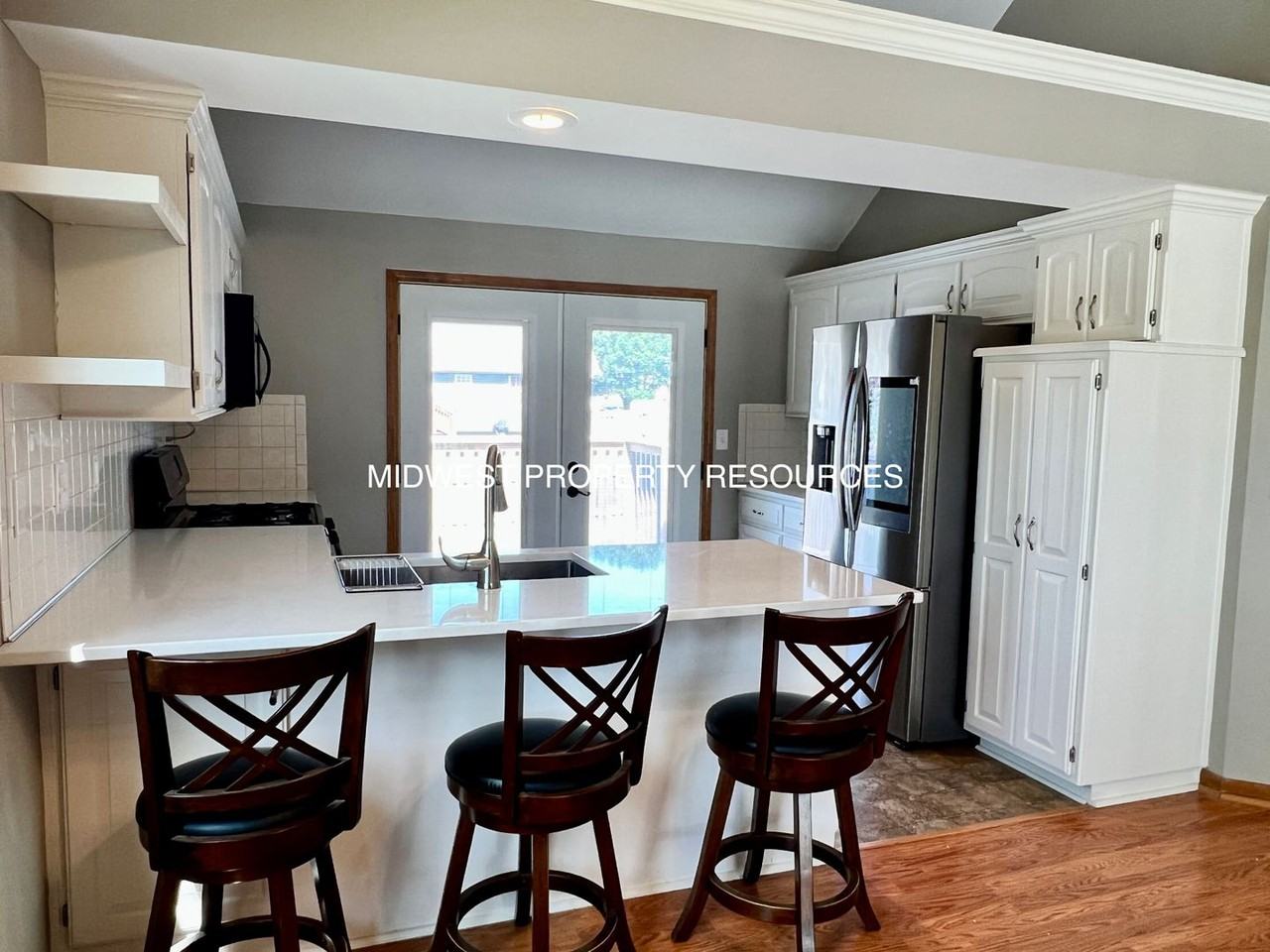 800 Ne Colleen Dr - Photo 6 of 27