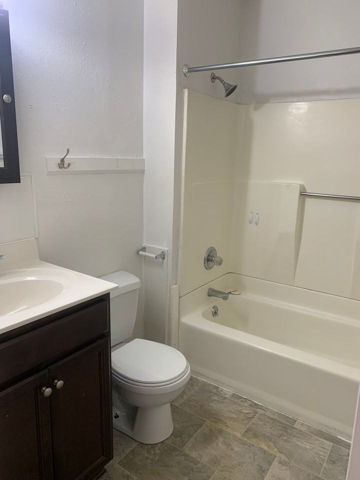 232 E King St #2 - Photo 3 of 13