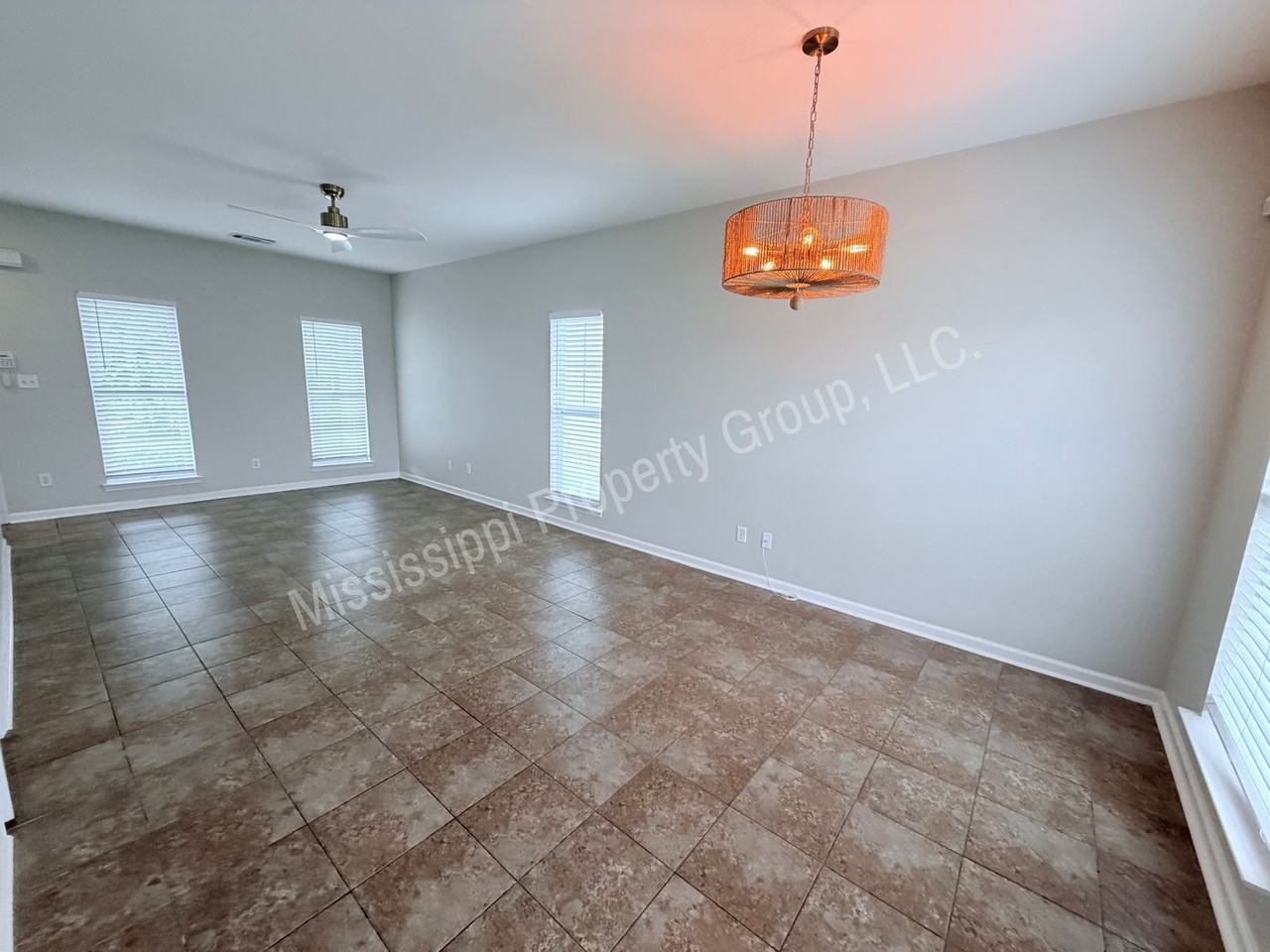 230 Sweet Bay Dr - Photo 5 of 30