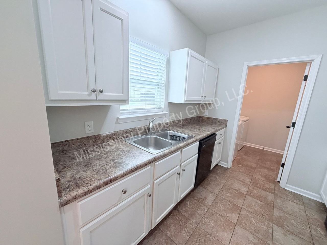 230 Sweet Bay Dr - Photo 7 of 30