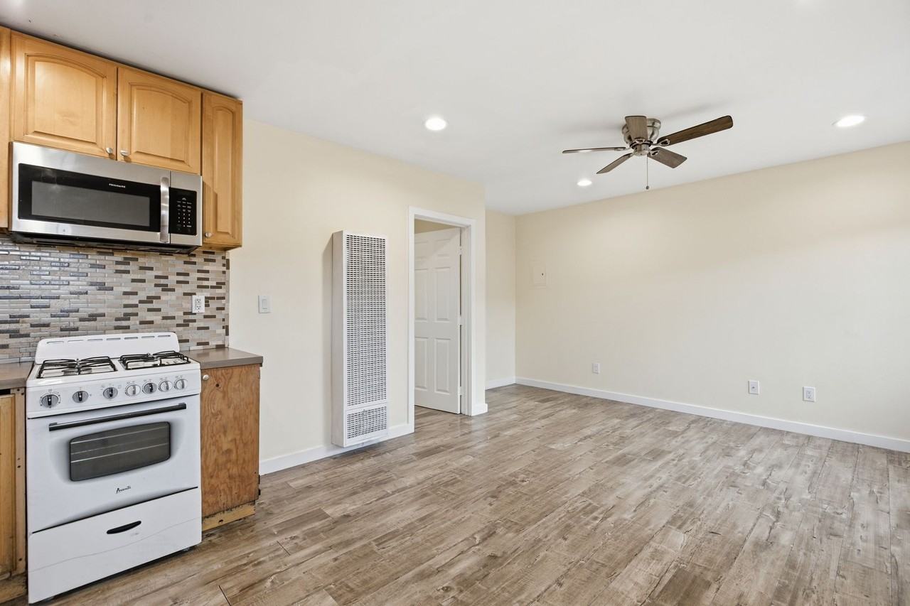 8910 S Avalon Blvd - Photo 3 of 22