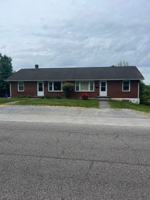 featured image of 902 Palmer Dr