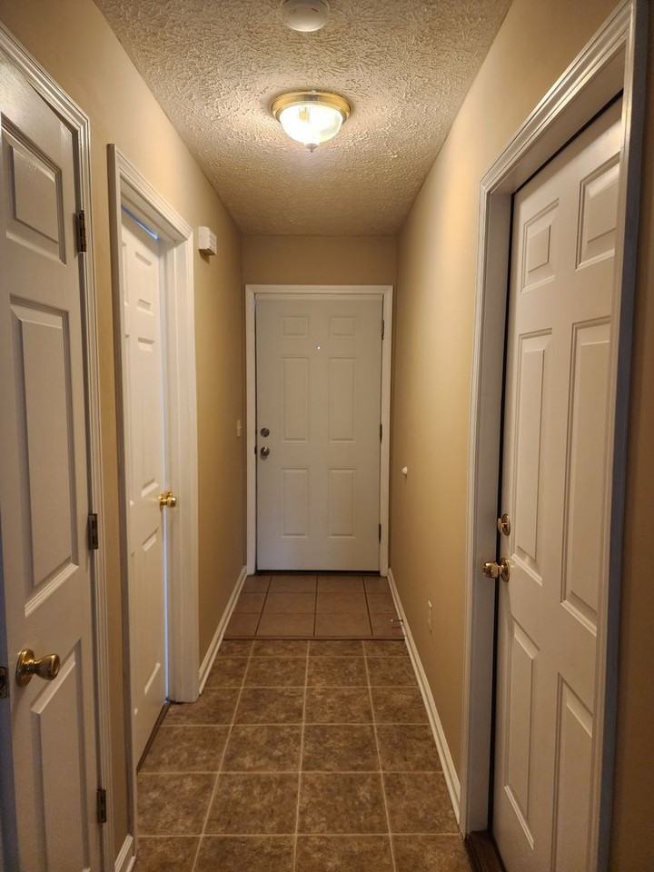11737 Cabana Ct - Photo 5 of 28