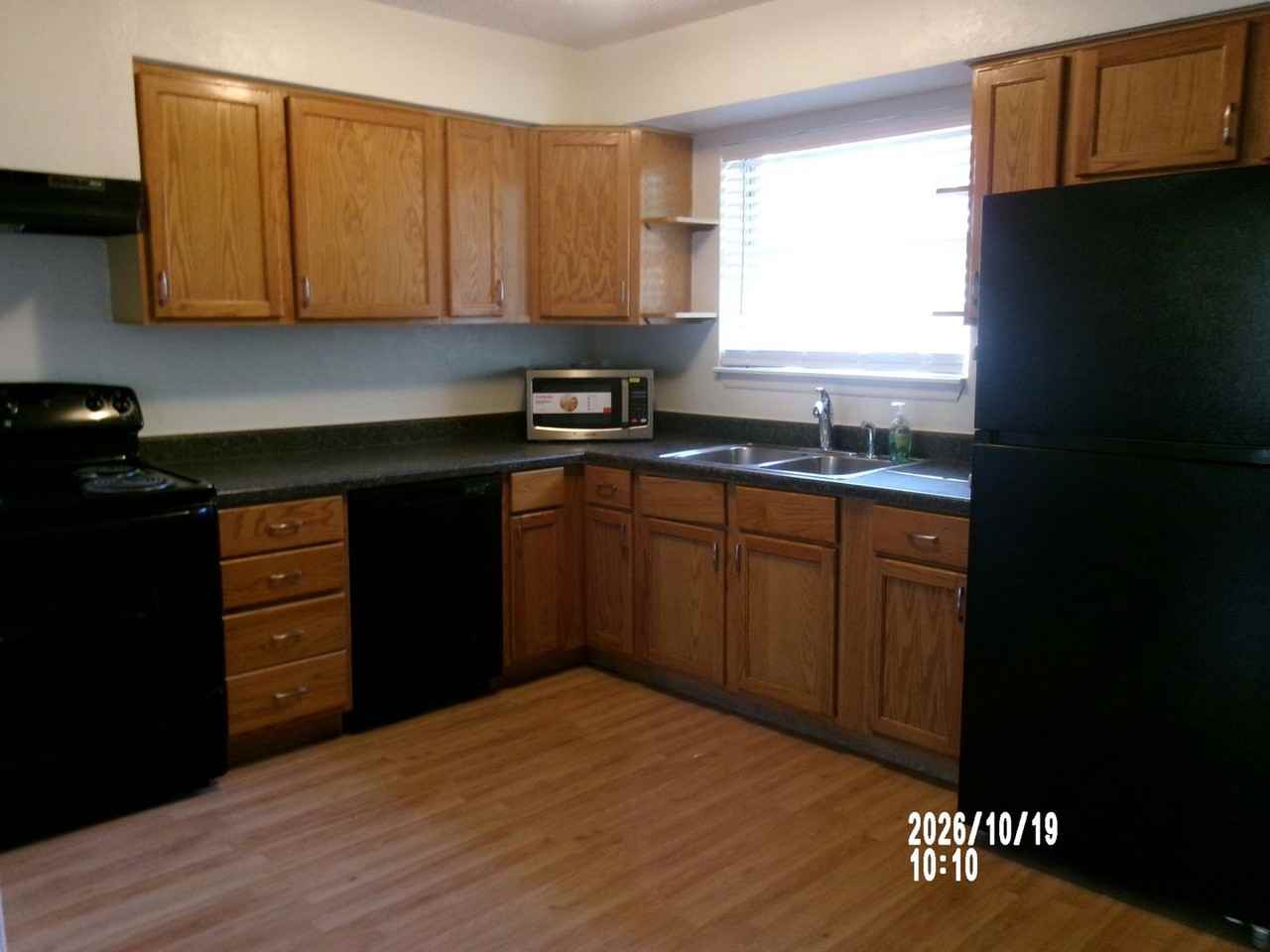 5718 Nw Ash Ave - Photo 4 of 28
