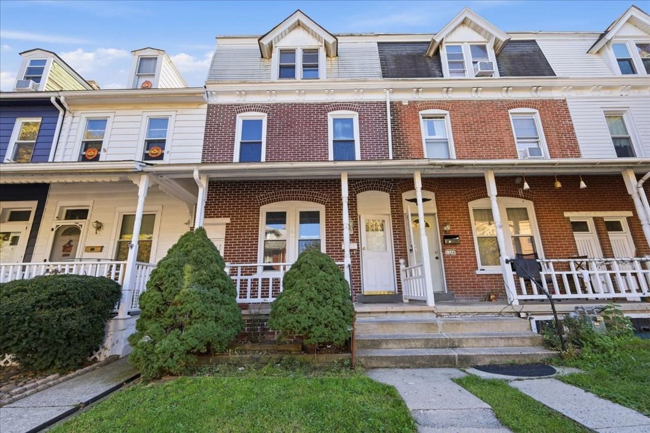 1344 W Gordon St - Photo 2 of 29