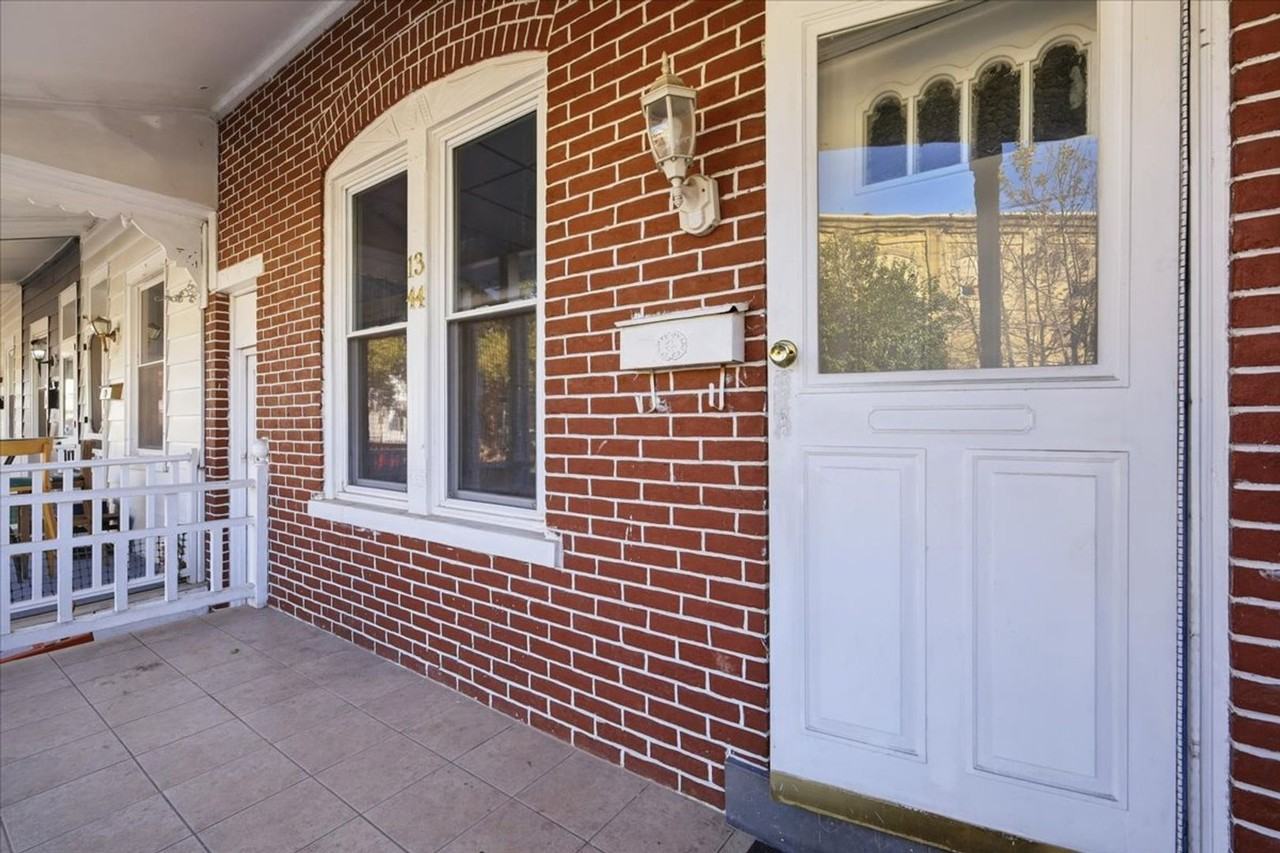 1344 W Gordon St - Photo 4 of 29