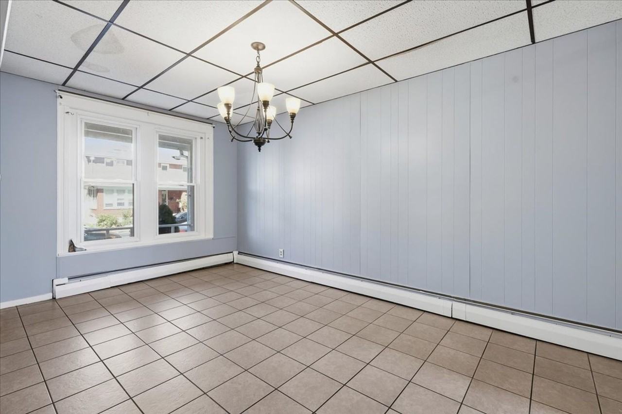 1344 W Gordon St - Photo 6 of 29