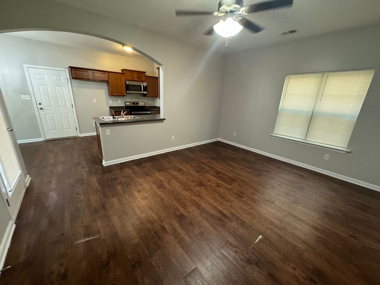 7931 Bay Meadow Cir S - Photo 3 of 31