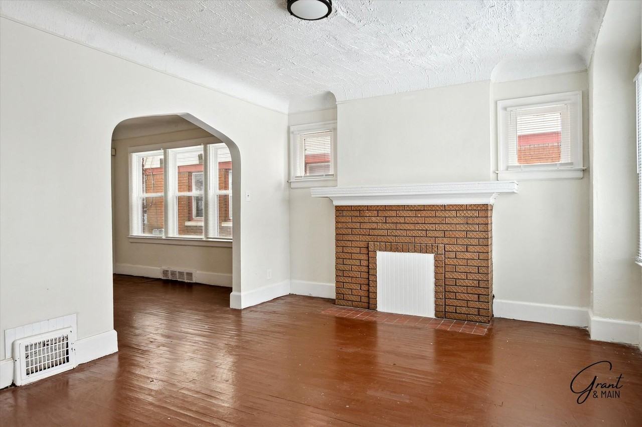 14466 Chelsea St - Photo 2 of 26