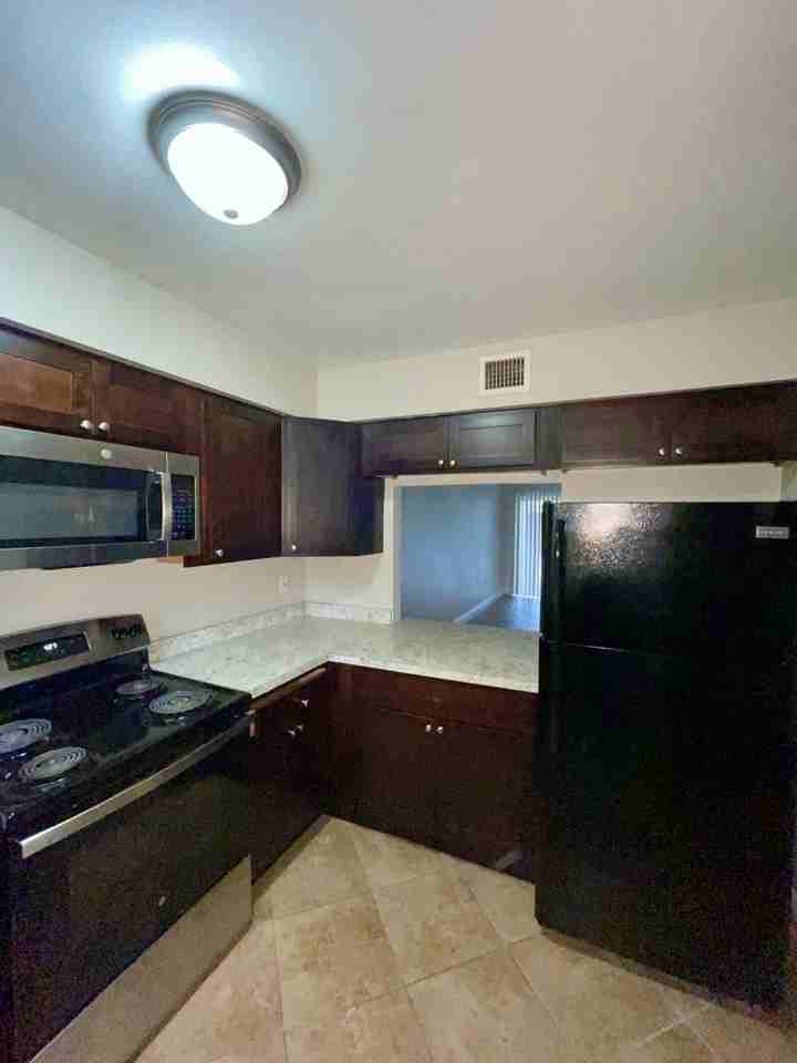 4263 S Semoran Blvd - Photo 3 of 26
