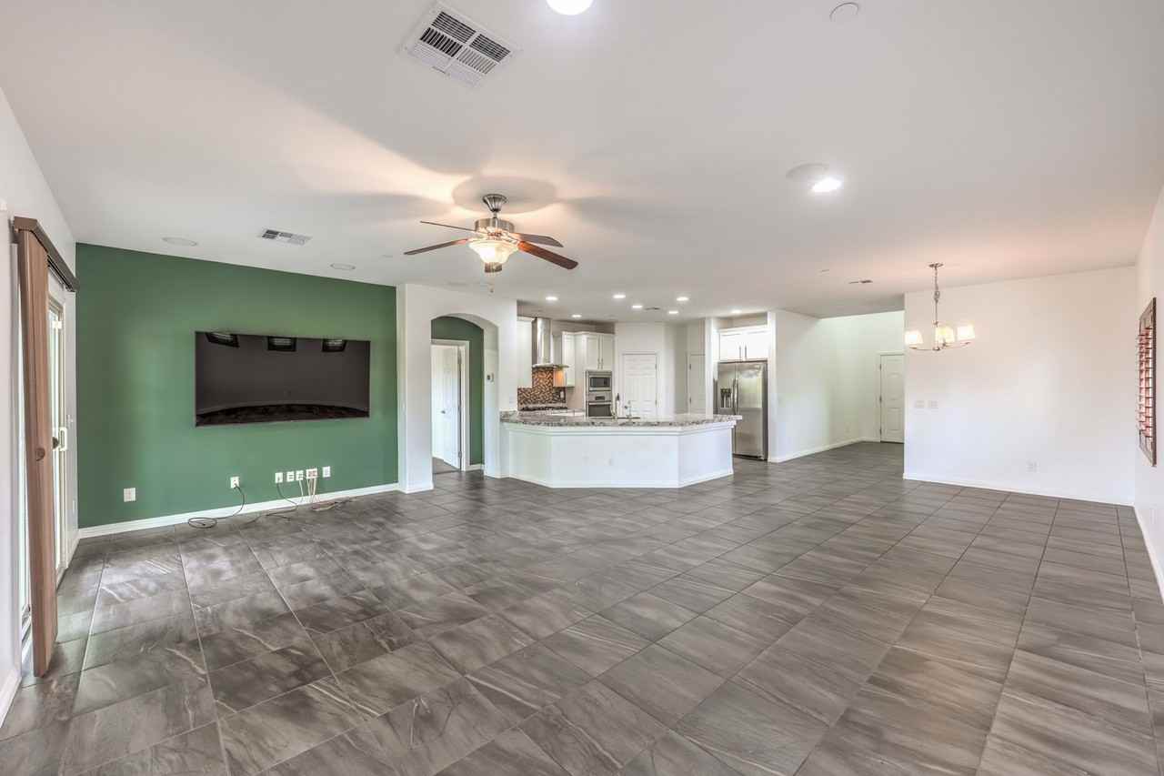 824 Plockton Ave - Photo 5 of 40