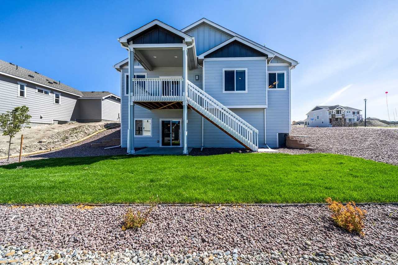 16808 Greyhawk Dr - Photo 2 of 31