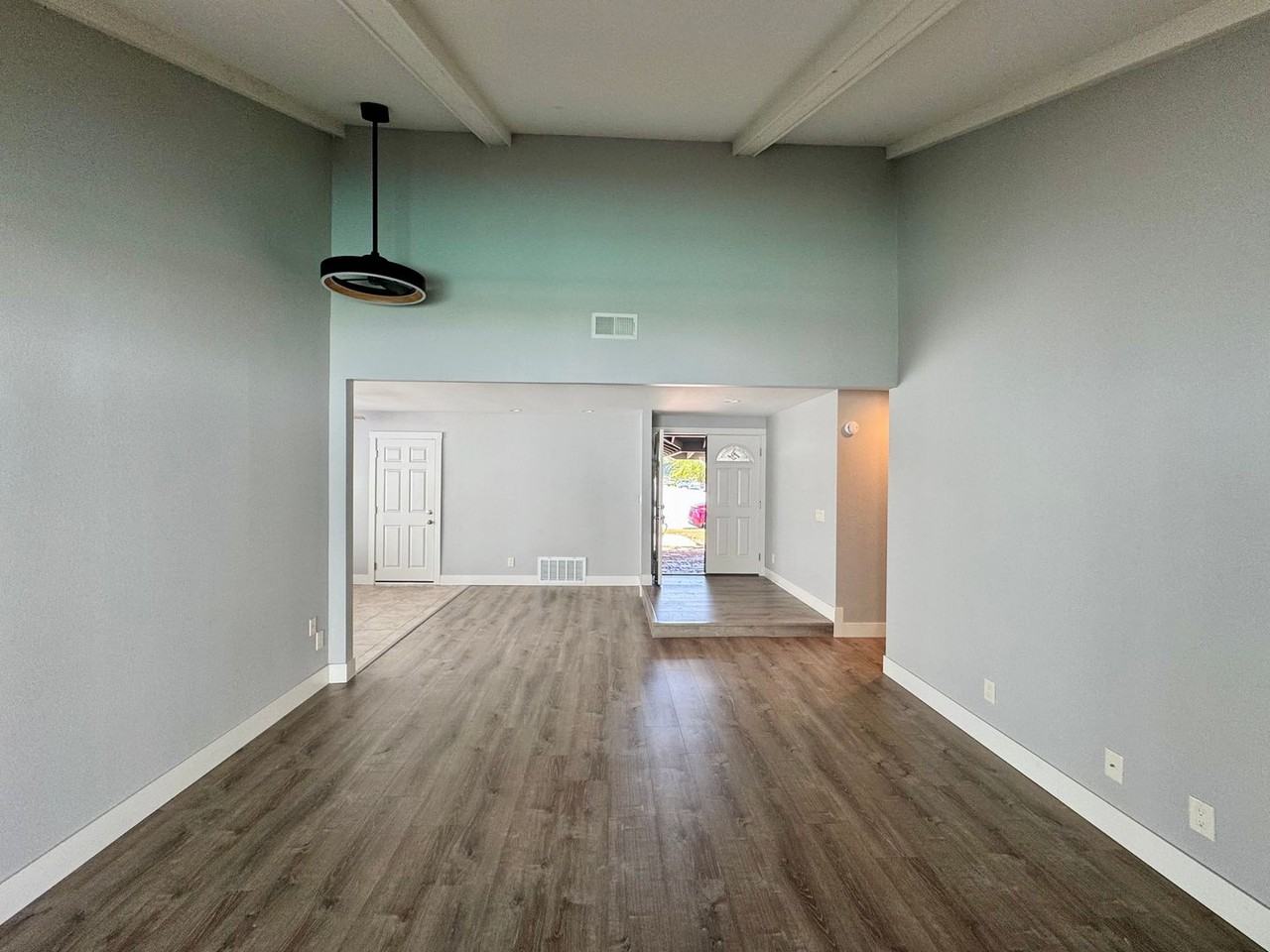 13502 Los Olivos Ave - Photo 6 of 22
