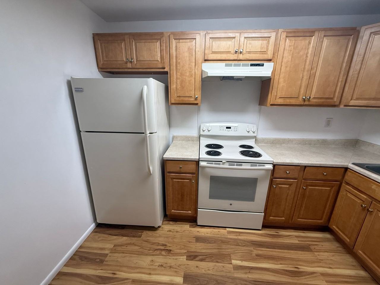 758B Putnam Blvd - Photo 6 of 20