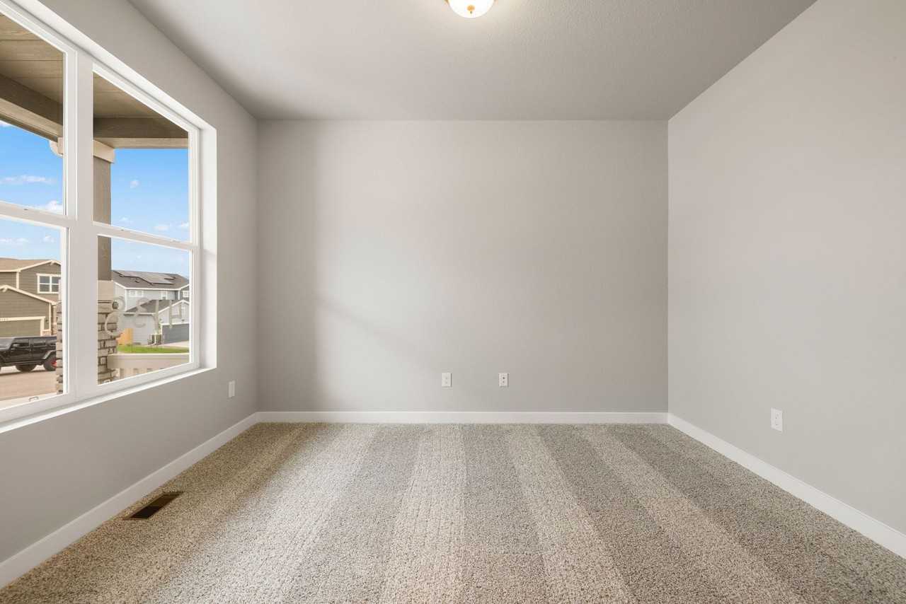 4138 Wyedale Way - Photo 4 of 27