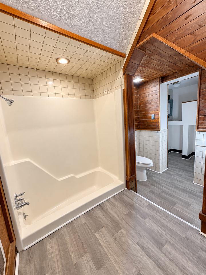 4027 N Florissant Ave - Photo 3 of 7