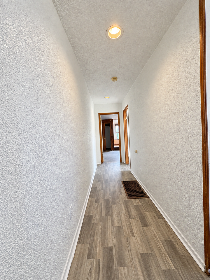 4027 N Florissant Ave - Photo 7 of 7