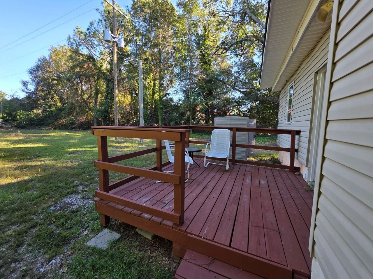 1006 Jessamine Rd - Photo 2 of 15